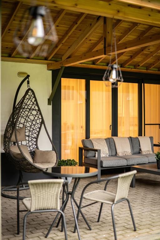 Vila Rosário terrace